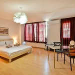 Skyline Grand Penthous Free Parking Апартамент *