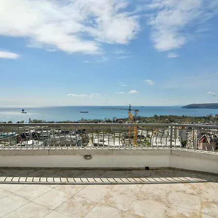 Skyline Grand Penthous Free Parking Várna