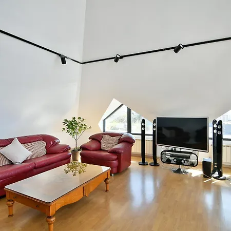 Skyline Grand Penthous Free Parking Apartman