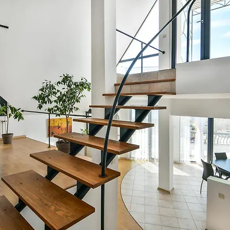 Skyline Grand Penthous Free Parking * Várna