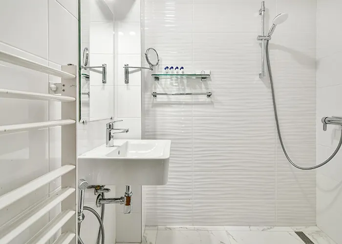 Апартаменты Skyline Grand Penthous Free Parking *